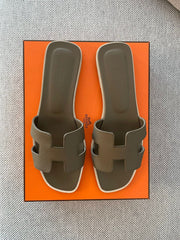 Hermes Oran Slipper