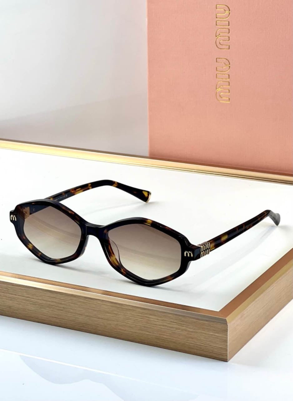 MIUMIU