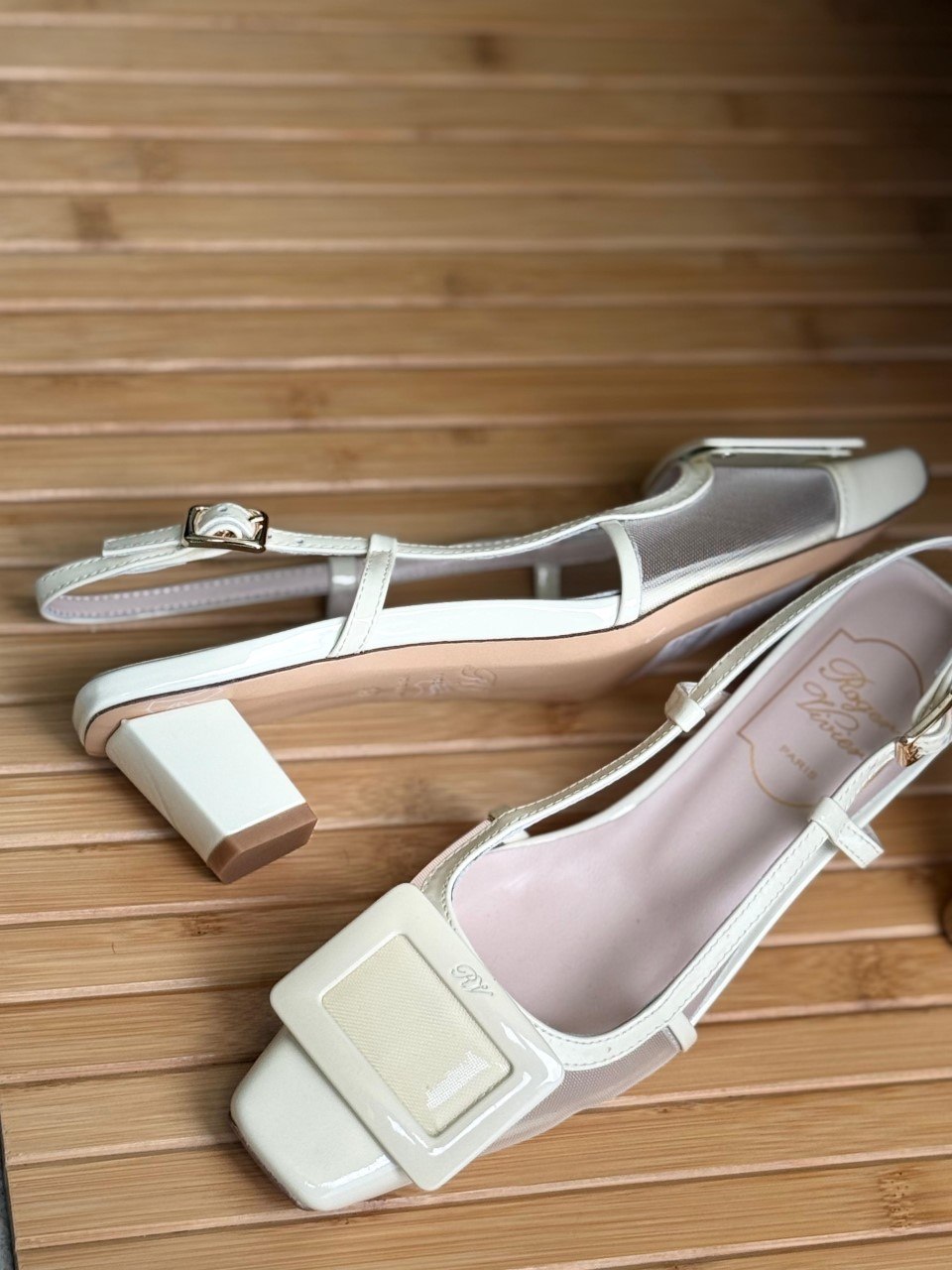 ROGER VIVIER
