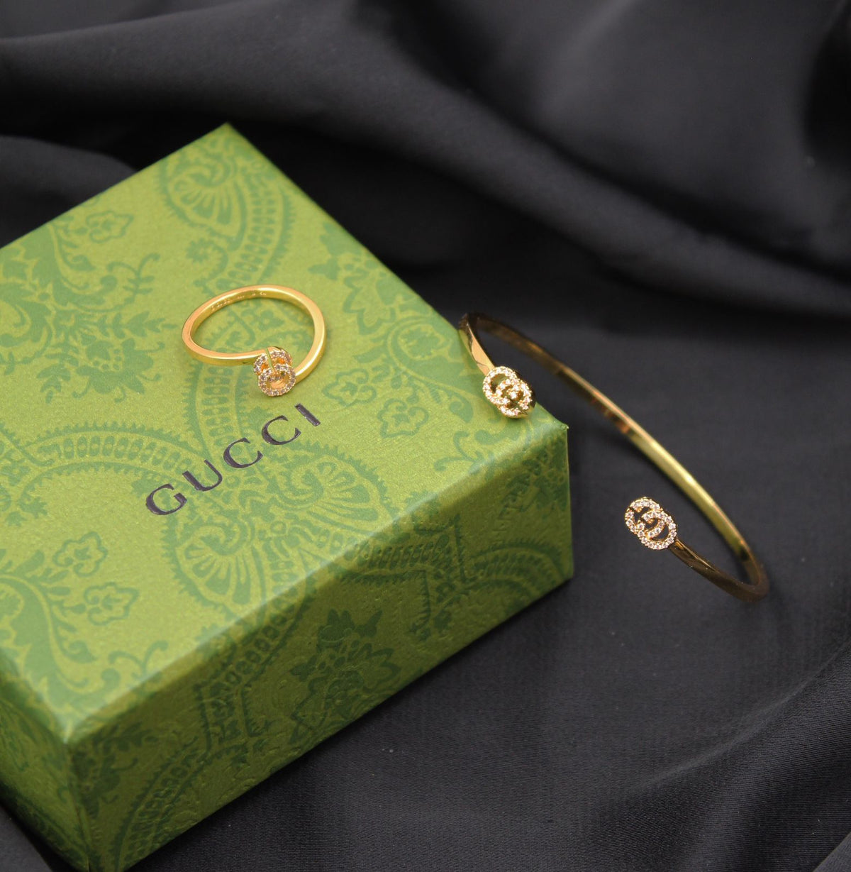 GUCCI