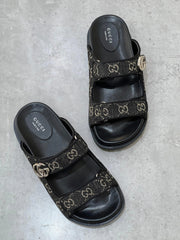 Gucci slipperDouble G
